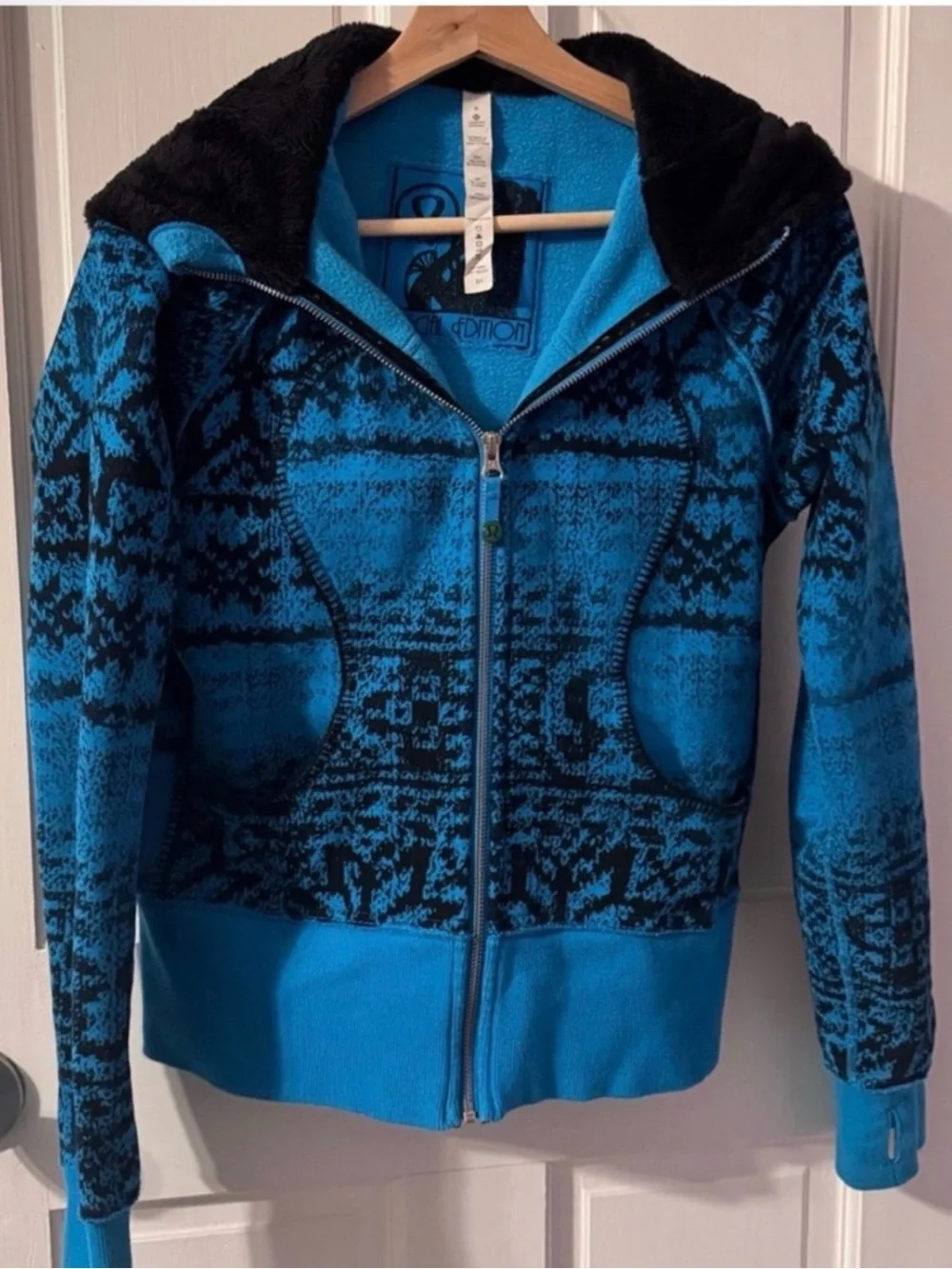 Lululemon Scuba Hoodie Special Edition Blue Black Fair Isle Sherpa Sz 6 Rare - Picture 7 of 8